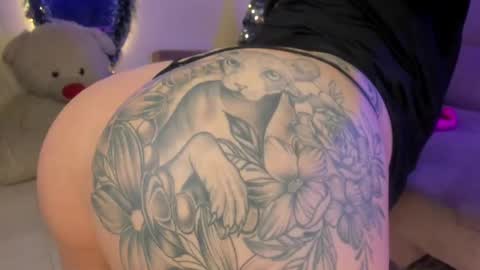 Snapshot of scarleth_jhons_ chatting on 12/12/24, 12:05 Scarleth... but not Scarleth Johansson. online show from 12/12/24, 12:05