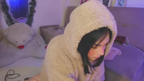 Snapshot of scarleth_jhons_ chatting on 01/03/25, 01:27 Scarleth... but not Scarleth Johansson. online show from 01/03/25, 01:27