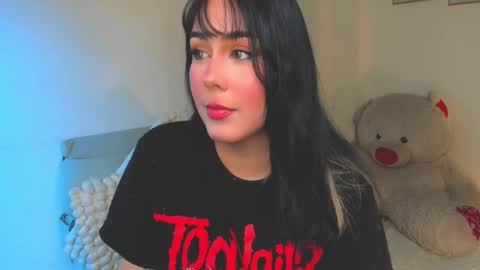 Snapshot of scarleth_jhons_ chatting on 02/05/25, 10:55 Scarleth... but not Scarleth Johansson. online show from 02/05/25, 10:55