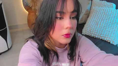 Snapshot of scarleth_jhons_ chatting on 03/06/25, 12:21 Scarleth... but not Scarleth Johansson. online show from 03/06/25, 12:21