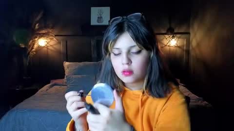 SCARLETH online show from 09/14/25, 02:22