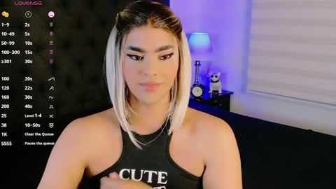 scarleth_sweety online show from 04/27/26, 01:58