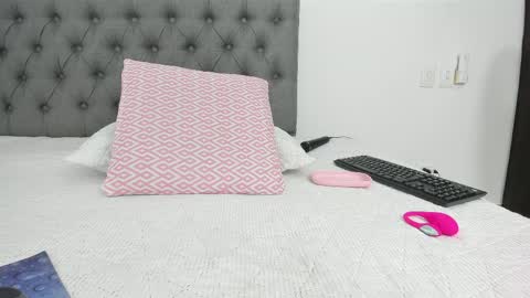 SOFI online show from 04/09/26, 01:27