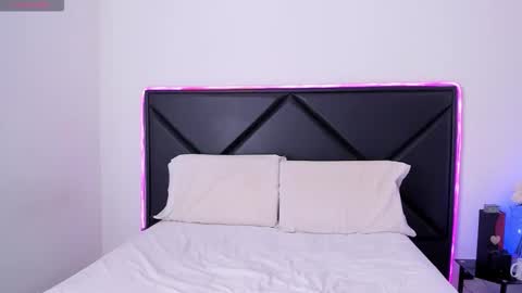 ScarletKent online show from 11/13/25, 02:49