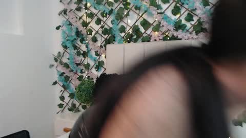 scarlet  online show from 02/11/26, 11:15