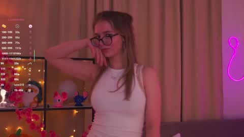 Maria online show from 11/23/25, 09:25