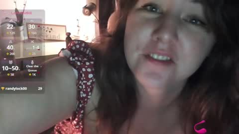 ScarletMaroon online show from 05/27/26, 07:16