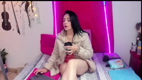 Snapshot of scarlett40_ chatting on 04/16/26, 09:43 scarlett online show from 04/16/26, 09:43