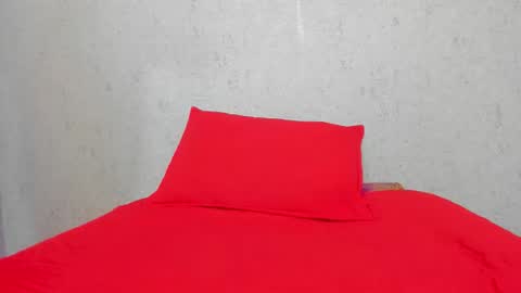 Snapshot of scarlett646 chatting on 10/17/25, 03:10 Scarlett 3 online show from 10/17/25, 03:10