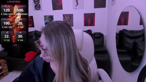 Scarlett online show from 03/27/26, 11:54