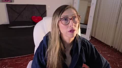 Scarlett online show from 06/16/26, 12:41