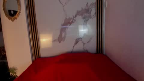 Snapshot of scarlett__fox__ chatting on 10/15/25, 11:10 SCARLETT FOX online show from 10/15/25, 11:10