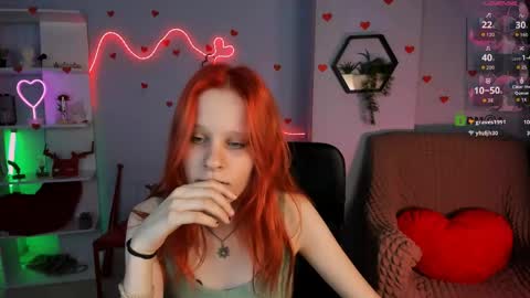 Snapshot of scarlett_badgirl chatting on 04/23/26, 07:41 Scarlett online show from 04/23/26, 07:41