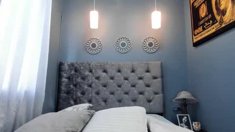 Scarlett online show from 11/19/25, 02:28