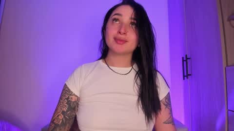 SCARLETT COLLINS online show from 03/17/26, 05:00