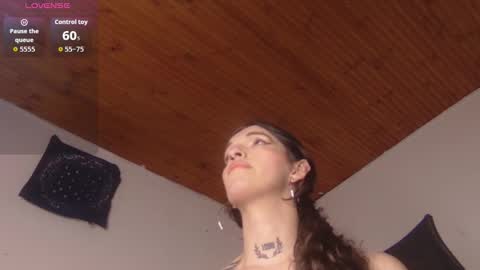 scarlet online show from 11/26/25, 10:22