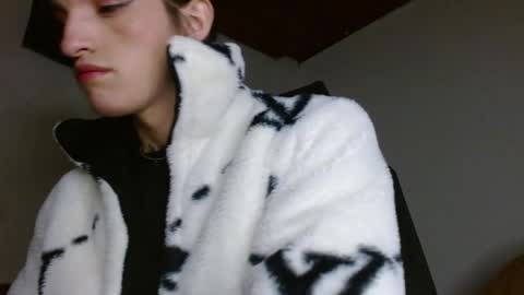 scarlet online show from 04/09/26, 01:27