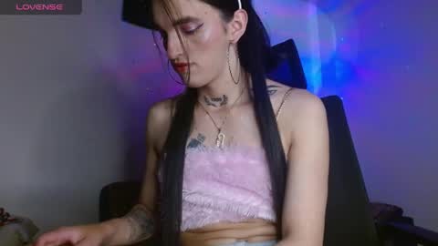 scarlet online show from 05/31/26, 01:25