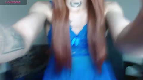 Snapshot of scarlett_crastrawberry chatting on 06/28/26, 01:22 scarlet online show from 06/28/26, 01:22