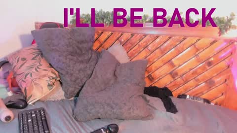 Snapshot of scarlett_diaz17 chatting on 02/01/25, 02:45 Mariana online show from 02/01/25, 02:45