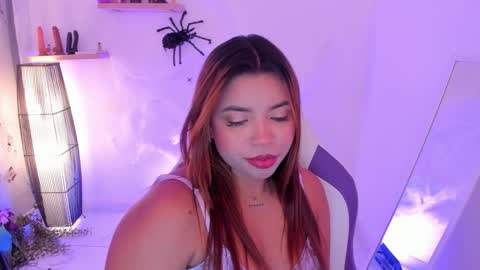 scarlett_enjoy1 online show from 10/23/25, 03:22