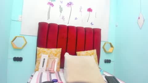 scarlett_fox20 online show from 01/16/26, 11:36