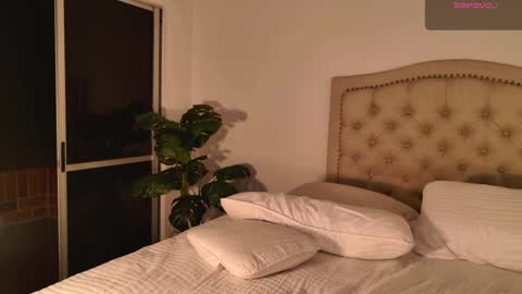 Snapshot of scarlett_grand chatting on 10/07/25, 11:24 Scarlett Grand online show from 10/07/25, 11:24