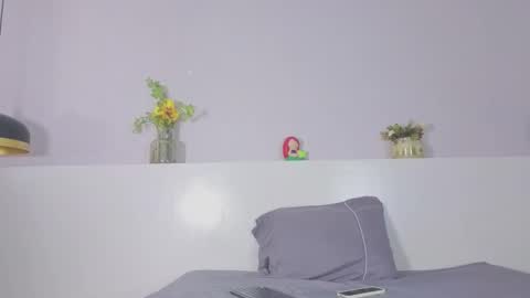 Snapshot of scarlett_grey_1 chatting on 12/05/25, 01:03 Scarlett online show from 12/05/25, 01:03