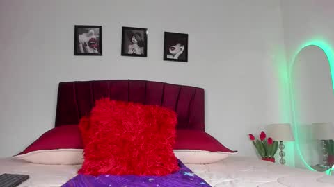 Snapshot of scarlett_jank chatting on 11/17/25, 08:25 scarlett_jank online show from 11/17/25, 08:25