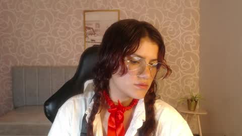 scarlett_jhonson_ch online show from 04/17/26, 08:34