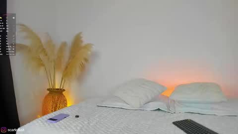 scarlet  online show from 11/25/25, 11:32