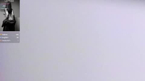 Snapshot of scarlett_moore_ chatting on 03/05/25, 04:24 Scarlett online show from 03/05/25, 04:24