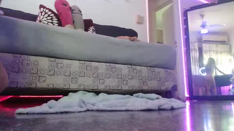 scarleett online show from 12/21/24, 01:47