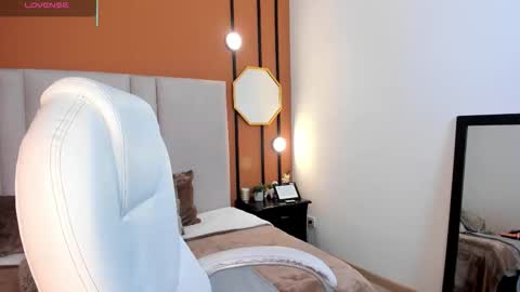 Scarllett online show from 12/02/25, 04:40