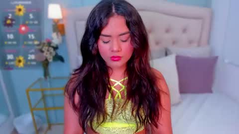 Snapshot of scarlett_rouss_ chatting on 09/18/25, 09:06 Scarlett online show from 09/18/25, 09:06