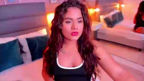 Snapshot of scarlett_rouss_ chatting on 09/19/25, 09:26 Scarlett online show from 09/19/25, 09:26