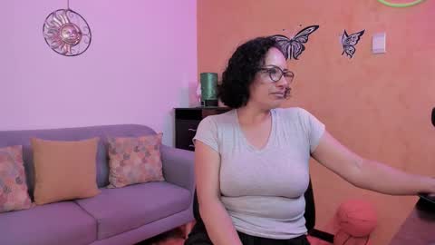 Scarlett sax online show from 11/18/25, 12:38