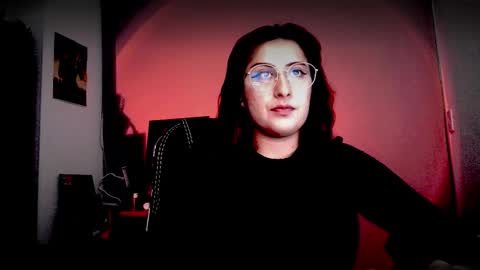 Snapshot of scarlett_sen chatting on 01/08/26, 03:03 Mistress Scarlett online show from 01/08/26, 03:03