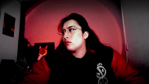 Snapshot of scarlett_sen chatting on 01/12/26, 02:44 Mistress Scarlett online show from 01/12/26, 02:44