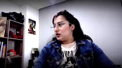 Snapshot of scarlett_sen chatting on 03/06/26, 01:18 Mistress Scarlett online show from 03/06/26, 01:18