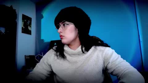 Snapshot of scarlett_sen chatting on 03/18/26, 02:42 Mistress Scarlett online show from 03/18/26, 02:42
