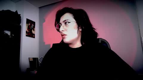 Snapshot of scarlett_sen chatting on 03/20/26, 02:00 Mistress Scarlett online show from 03/20/26, 02:00