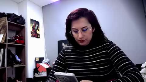 Snapshot of scarlett_sen chatting on 04/24/26, 02:08 Mistress Scarlett online show from 04/24/26, 02:08