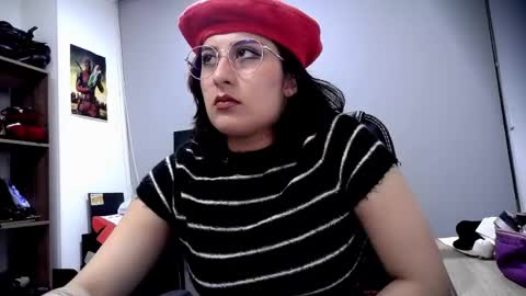 Snapshot of scarlett_sen chatting on 04/25/26, 02:58 Mistress Scarlett online show from 04/25/26, 02:58