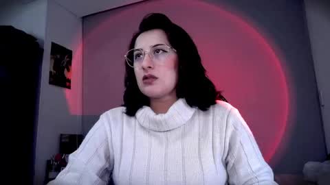 Snapshot of scarlett_sen chatting on 05/13/26, 03:20 Mistress Scarlett online show from 05/13/26, 03:20