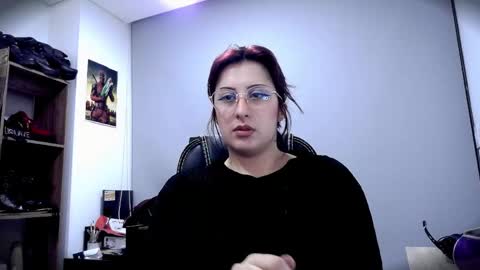Snapshot of scarlett_sen chatting on 05/15/26, 02:35 Mistress Scarlett online show from 05/15/26, 02:35
