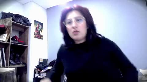 Snapshot of scarlett_sen chatting on 05/20/26, 03:07 Mistress Scarlett online show from 05/20/26, 03:07