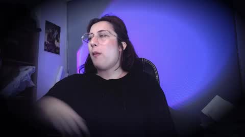 Snapshot of scarlett_sen chatting on 05/28/26, 03:31 Mistress Scarlett online show from 05/28/26, 03:31