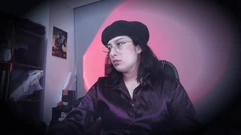 Snapshot of scarlett_sen chatting on 06/03/26, 03:17 Mistress Scarlett online show from 06/03/26, 03:17