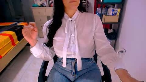 Snapshot of scarlett_sex2 chatting on 05/29/26, 03:10 scarlet online show from 05/29/26, 03:10